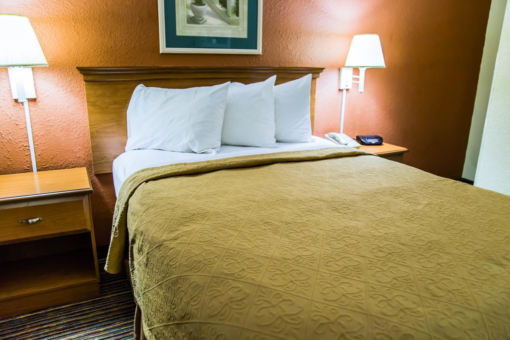 Quality Inn Bradenton - Sarasota North Екстериор снимка
